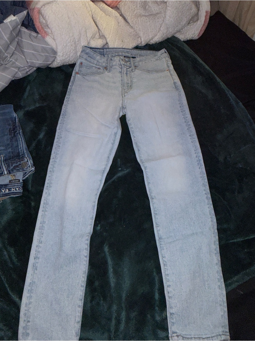 American Eagle Outfitters Light Wash Slim Straight Jeans - Light Blue
